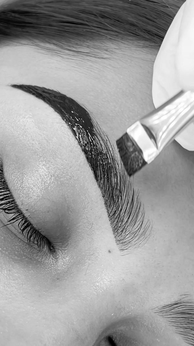 Henna brows